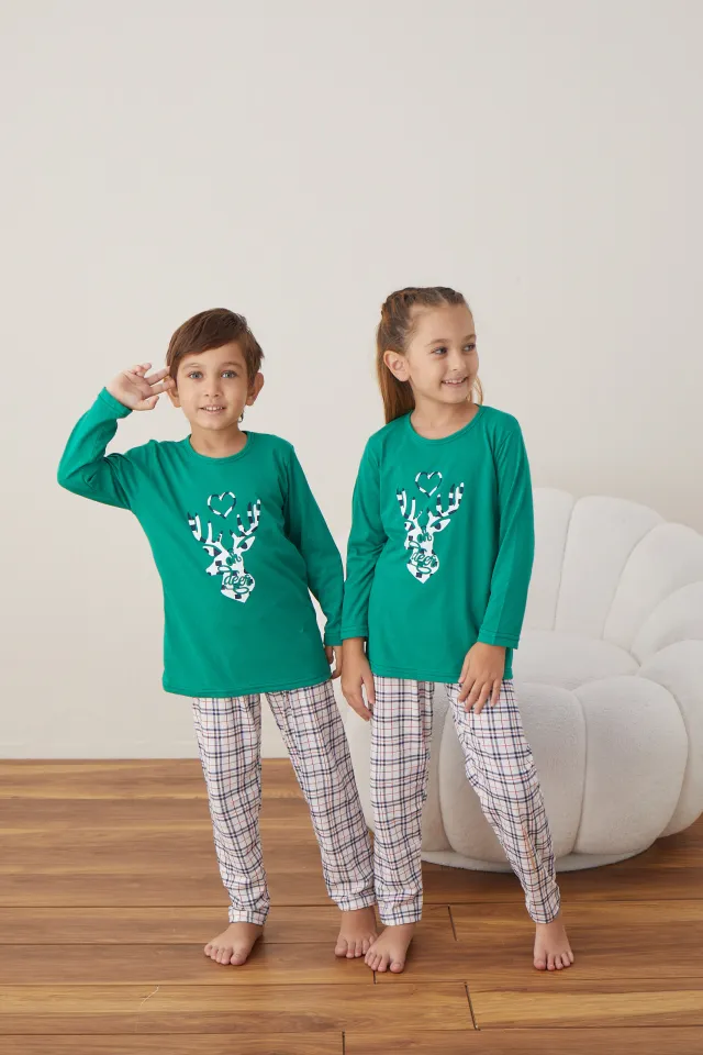 Pijama de Crăciun pentru copii, bluză verde și pantaloni albi în carouri, imprimeu „Oh Deer”