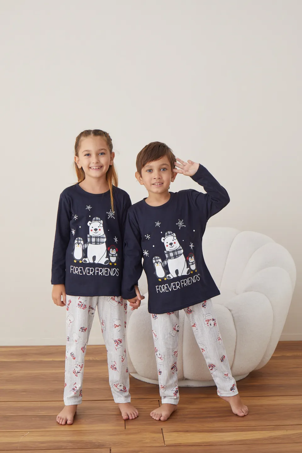 Pijama de Crăciun pentru copii, bluză bleumarin și pantaloni gri, imprimeu „Forever Friends” - 1