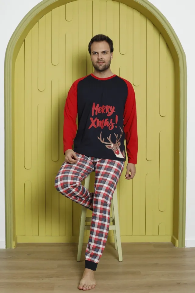 Pijama de Crăciun pentru bărbați, bluză neagră cu mâneci roșii și pantaloni în carouri, imprimeu „Merry Xmas!”