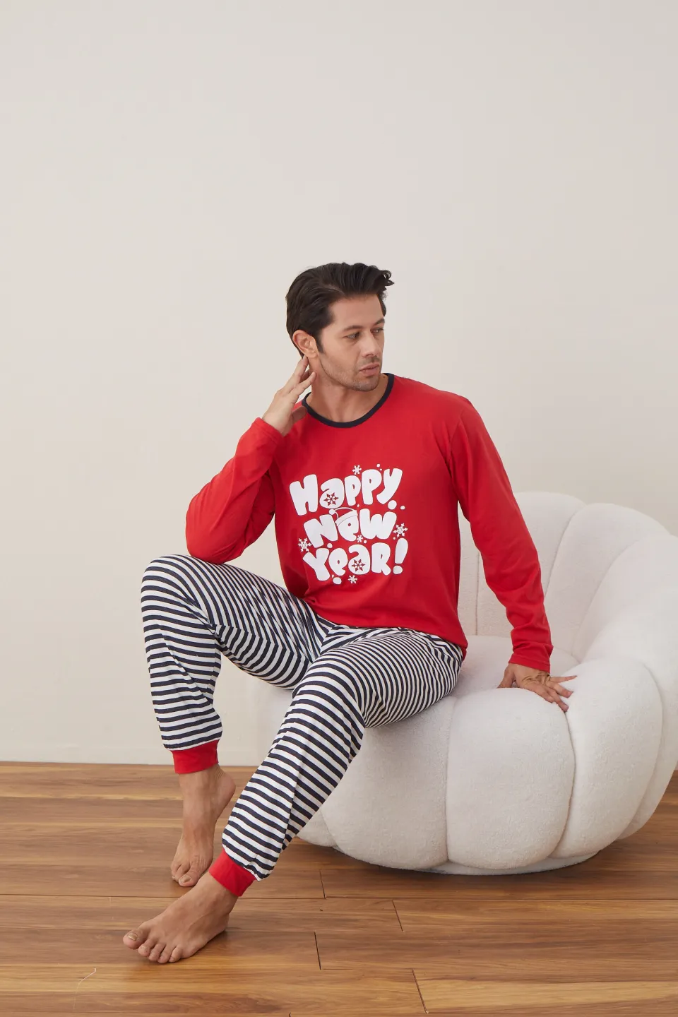 Pijama de Crăciun pentru bărbați, bluză roșie și pantaloni cu dungi alb-negru, imprimeu „Happy New Year” - 5
