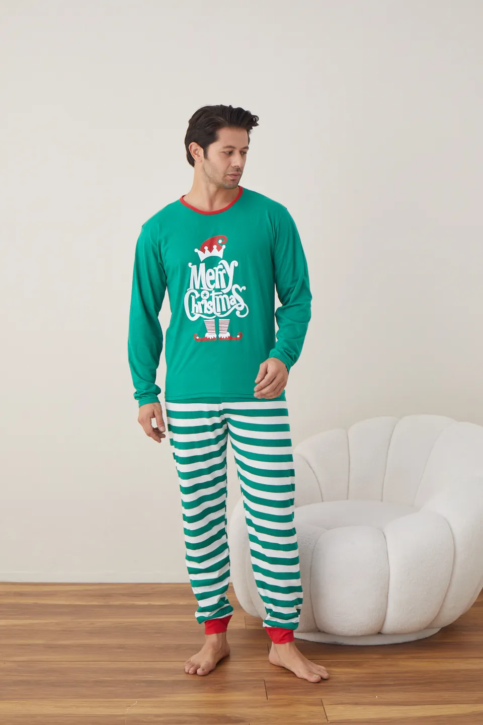 Pijama de Crăciun pentru bărbați, bluză verde și pantaloni cu dungi verde-alb, imprimeu „Merry Christmas” - 2