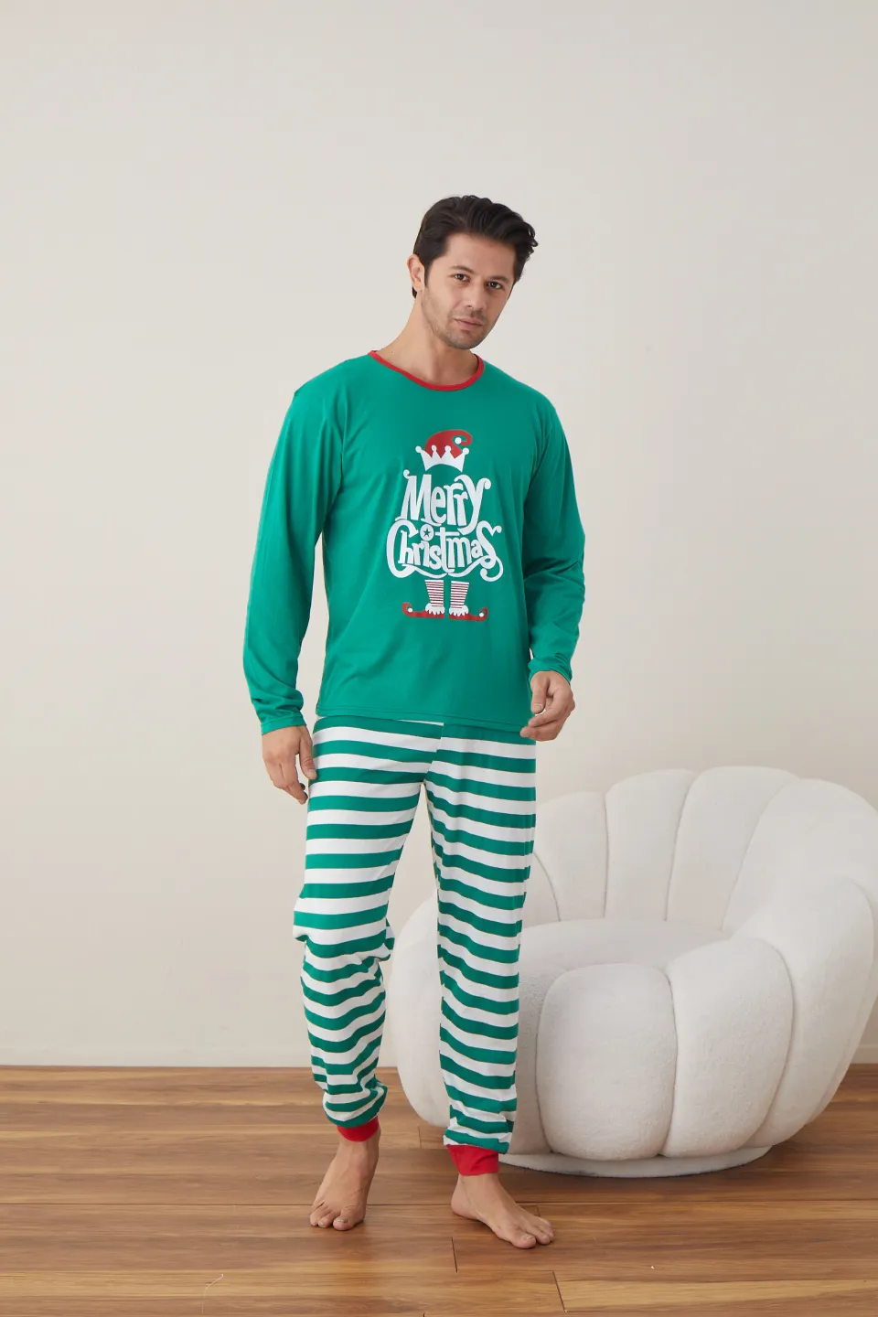 Pijama de Crăciun pentru bărbați, bluză verde și pantaloni cu dungi verde-alb, imprimeu „Merry Christmas” - 4