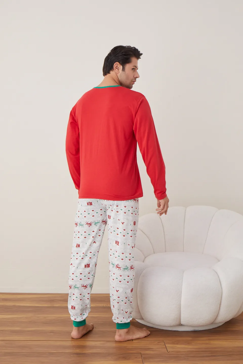 Pijama de Crăciun pentru bărbați, bluză roșie și pantaloni gri, imprimeu brad „Merry Christmas” - 4