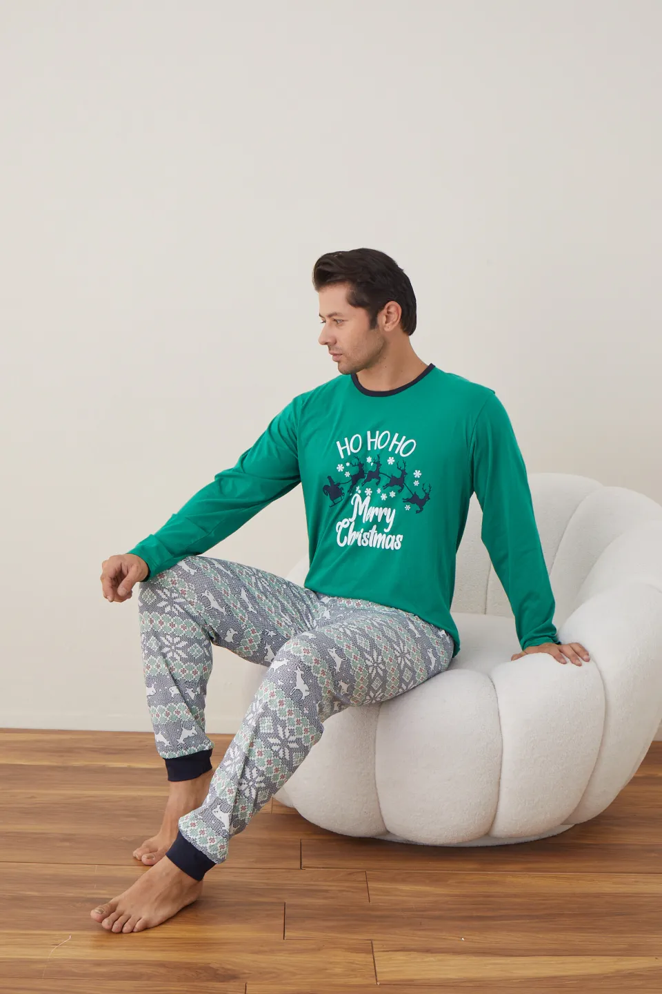 Pijama de Crăciun pentru bărbați, bluză verde și pantaloni colorați, imprimeu „Ho Ho Ho” - 6