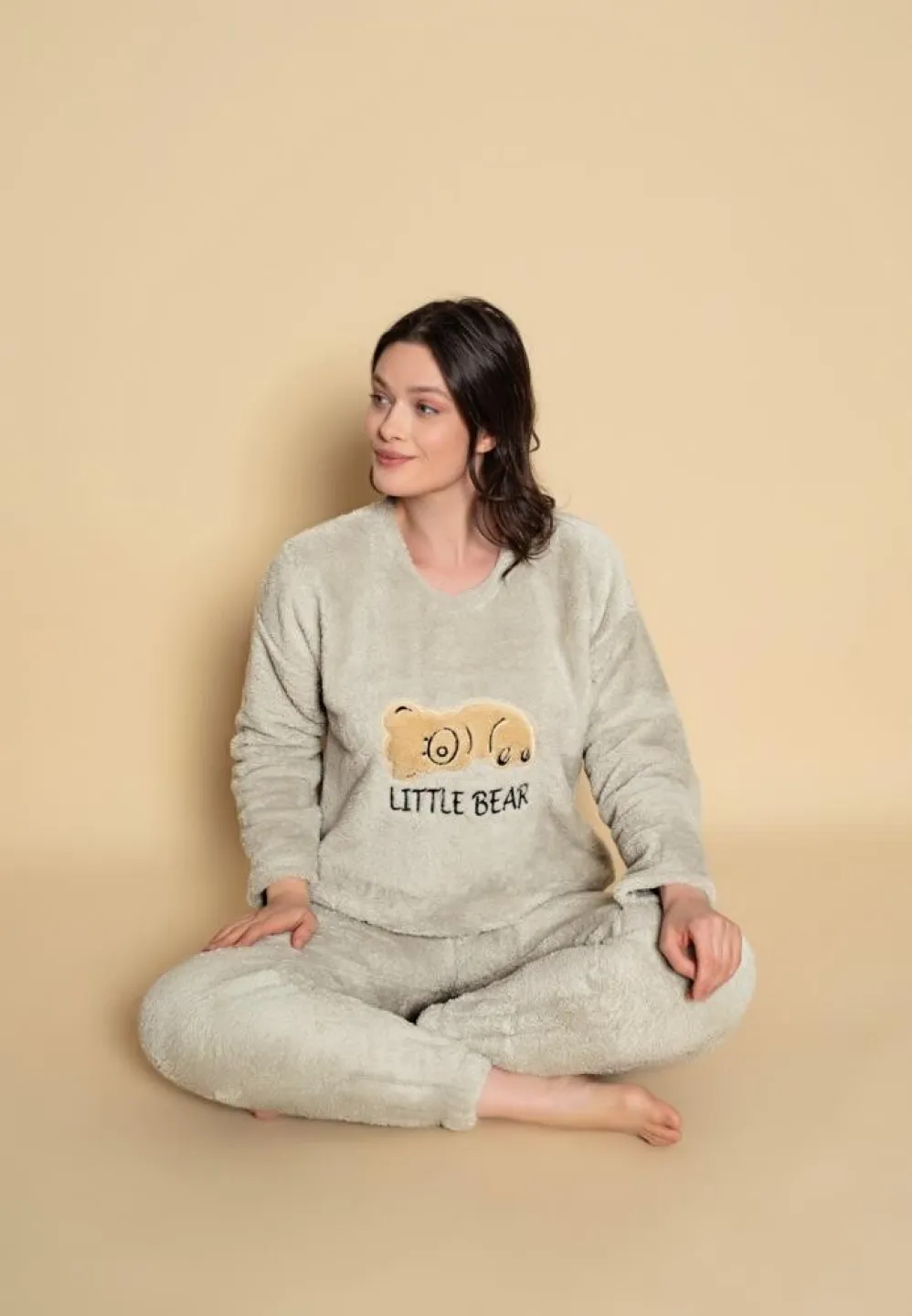 Pijama damă „Cocolino” albă cu imprimeu „LITTLE BEAR” – 100% poliester - 3