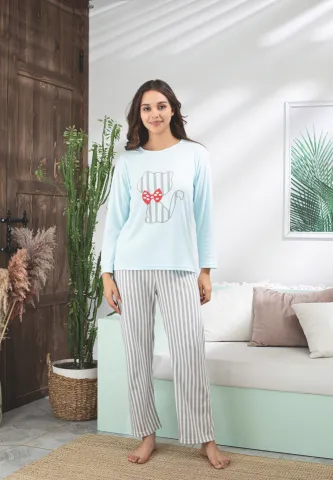 Pijama damă bleu cu mânecă lungă și pantaloni lungi, imprimeu cu pisică hover