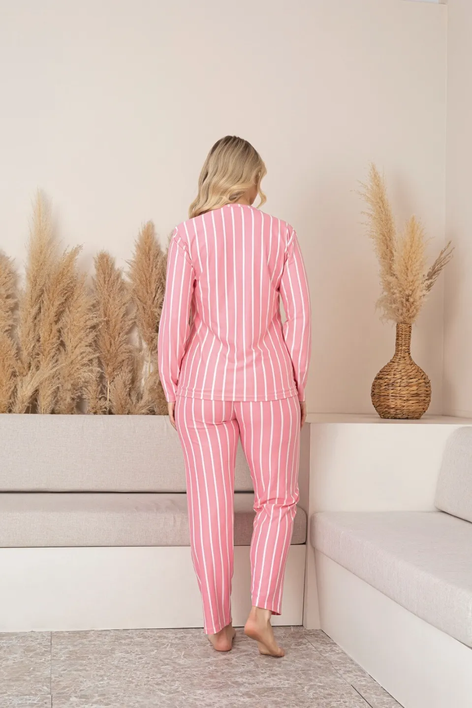 Pijama Damă Roz cu Dungi Albe – Mâneci și Pantaloni Lungi, Material Moale - 3