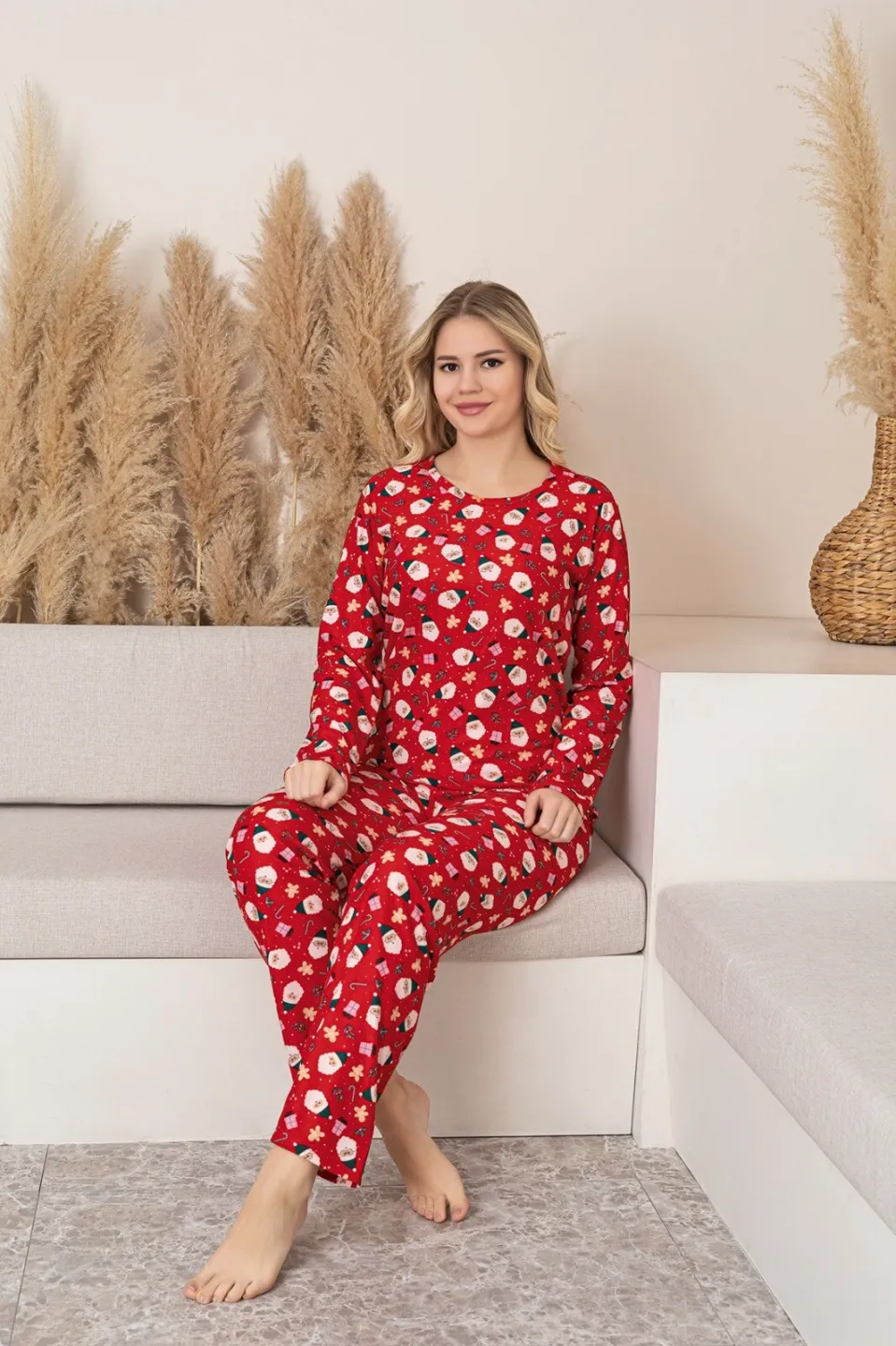 Pijama Damă Roșie cu Imprimeu Festiv de Crăciun – Mâneci și Pantaloni Lungi - 2