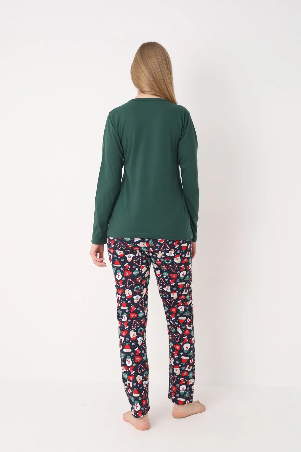 Pijama Crăciun Dama – Bluza Verde cu Turtă Dulce & Pantaloni Bleumarin - 4