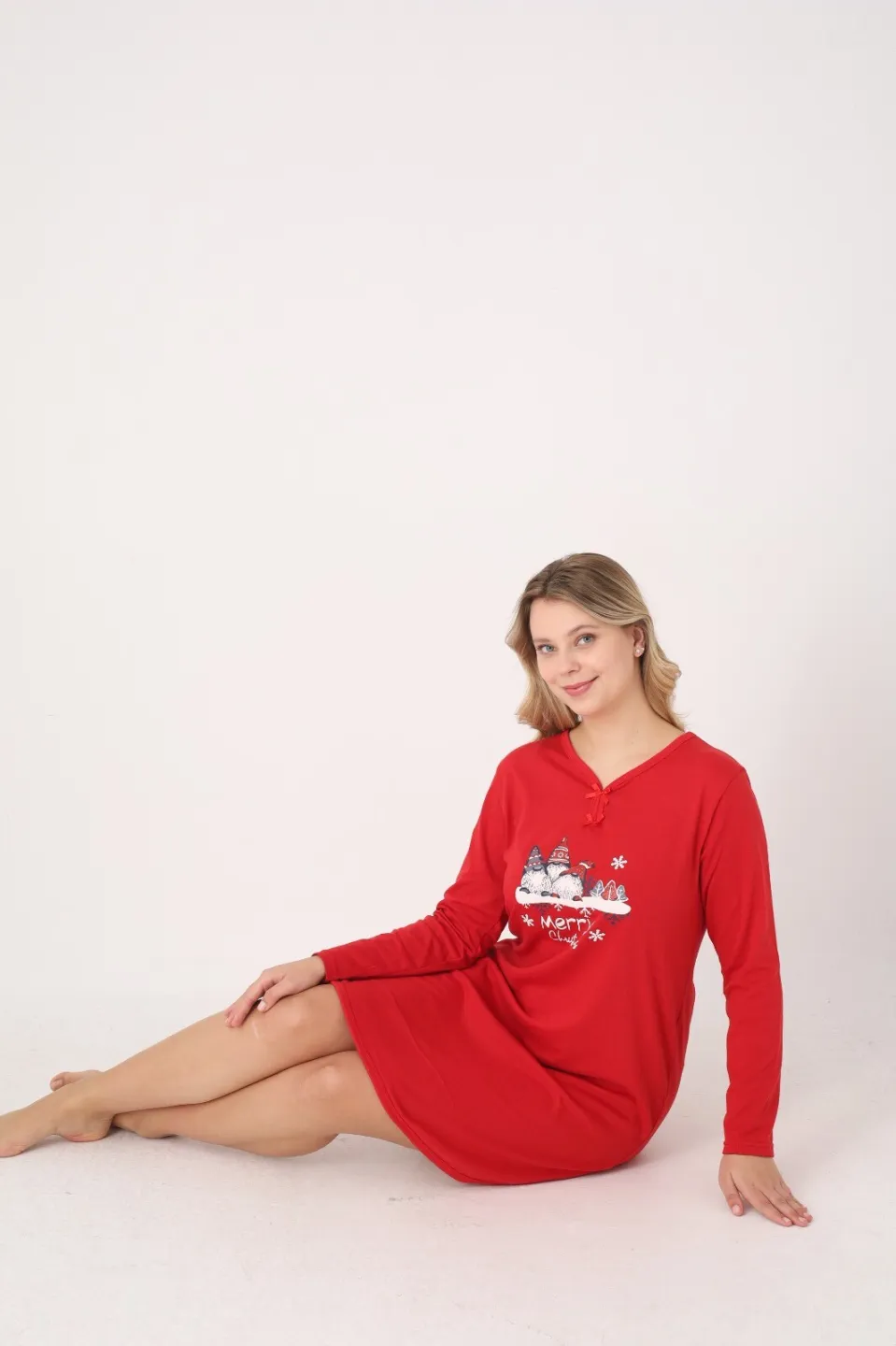 Rochie damă Crăciun roșie cu pitici „Merry Christmas”, mânecă lungă și fundițe la decolteu - 5