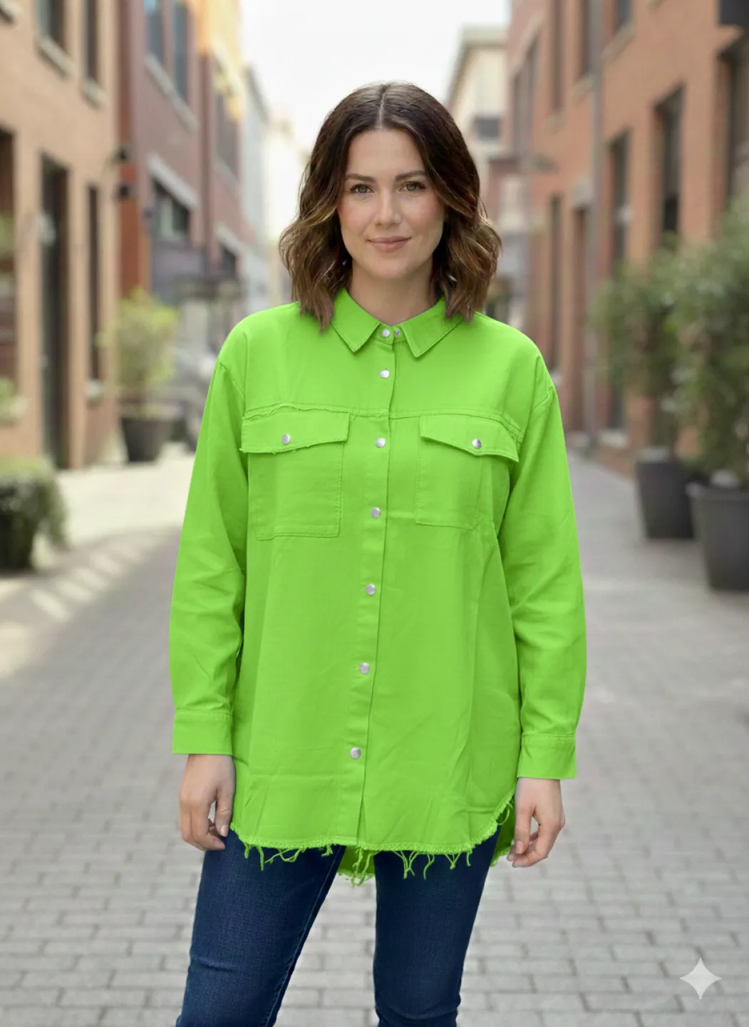 Cămașă denim damă verde neon cu capse și buzunare la piept - 1