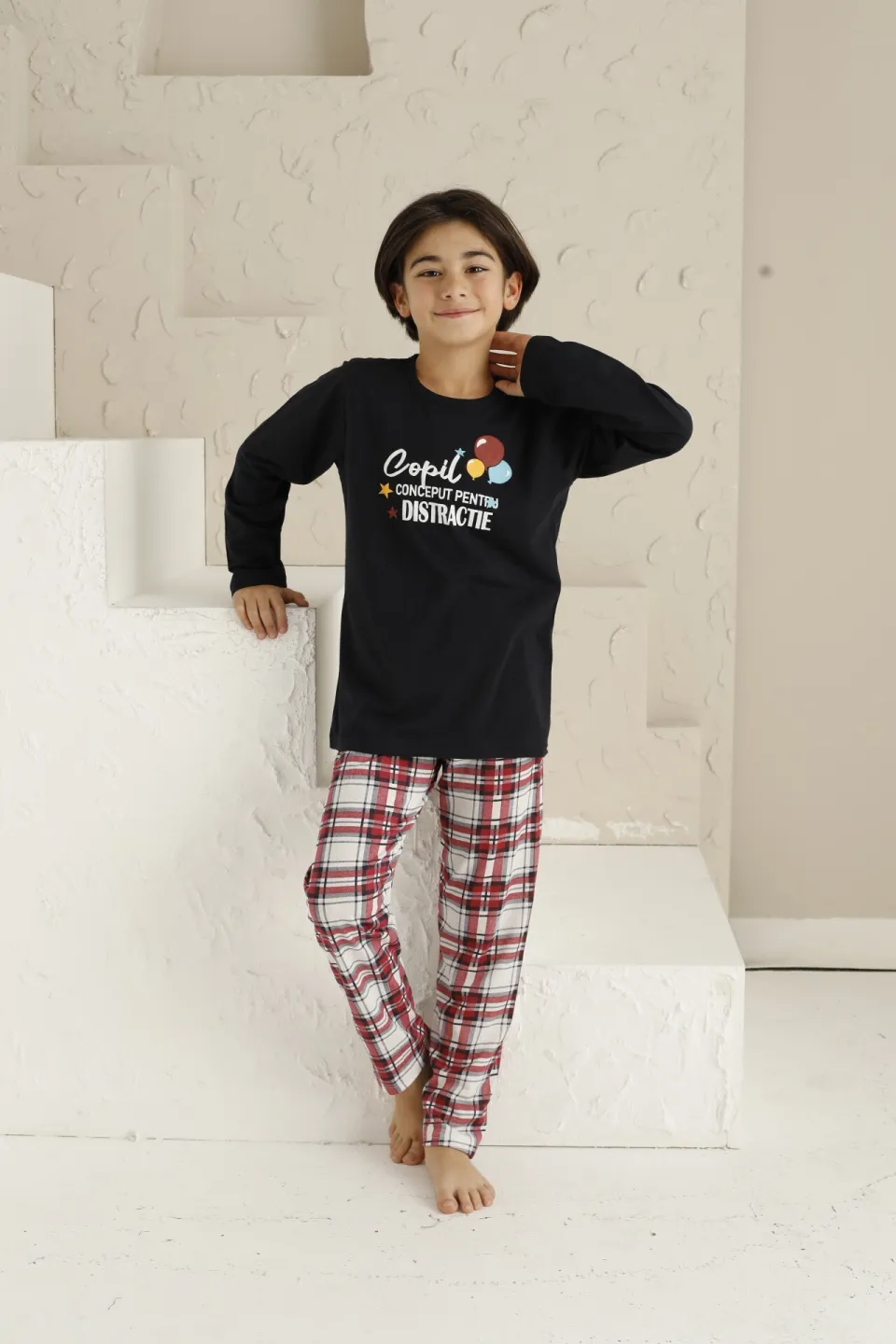 Pijama băieți din bumbac, cu maneca lungă și pantaloni lungi, model ,,Copil Conceput Pentru Distractie'' - 1