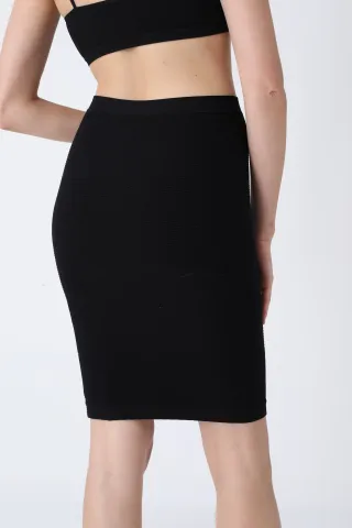 Fustă lungă neagră cu dungi, fără cusături hover