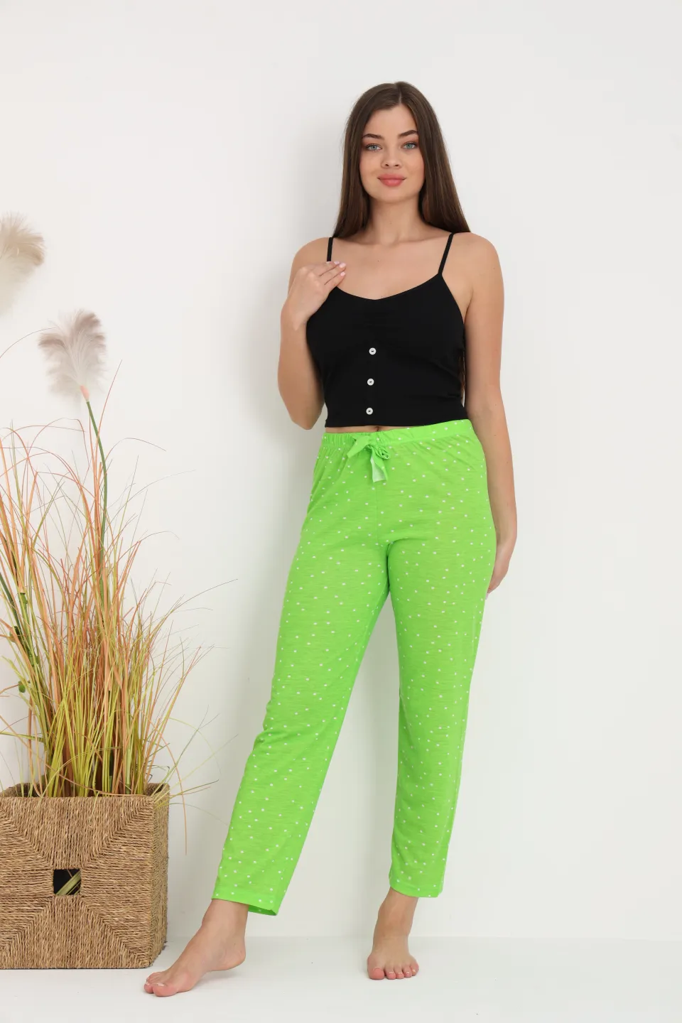 Pantaloni de pijama damă verde aprins cu puncte albe, croială lejeră, bumbac &amp; poliester - 4