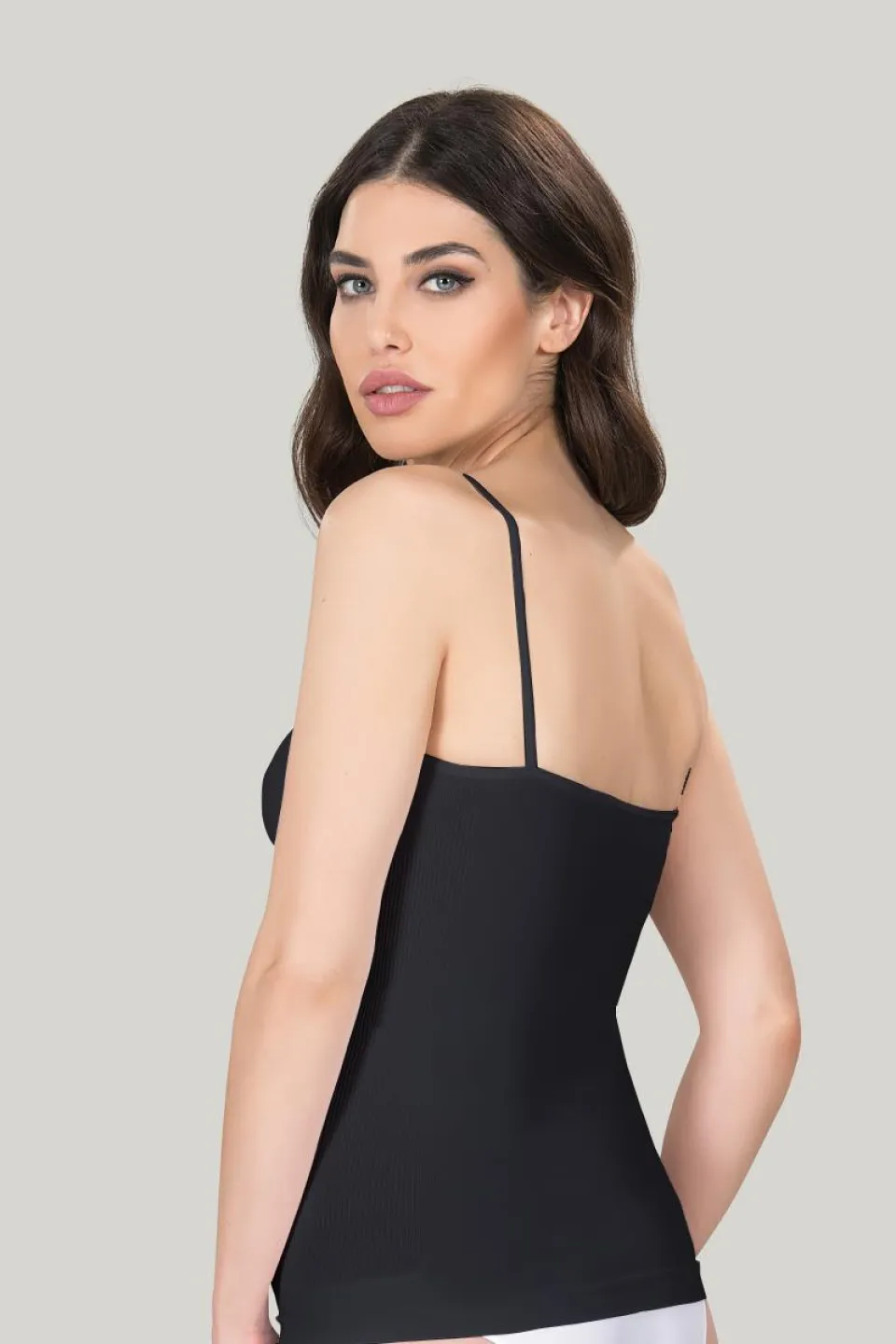 Maiou dama modelator in talie cu bretele subtiri, material moale, culoare negru - 1