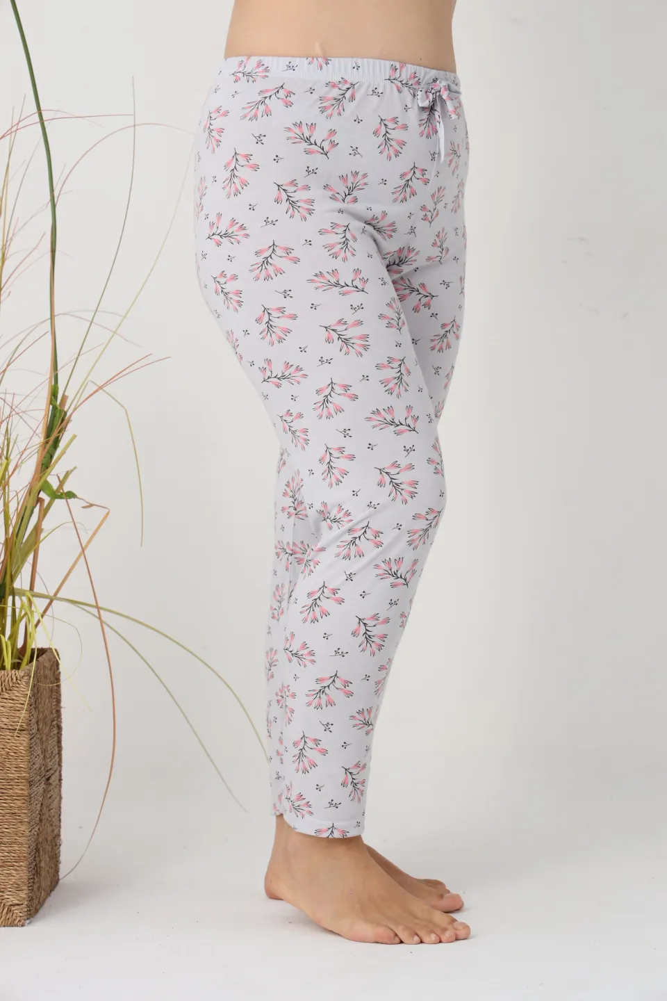 Pantaloni de pijama damă Big Size, turcoaz cu flori roz, 85% vâscoză, 15% poliester - 6