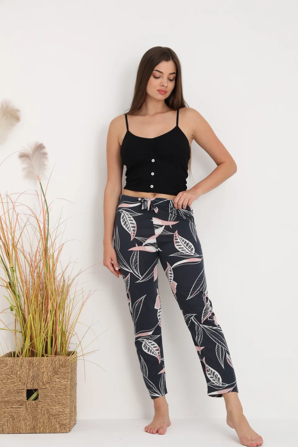 Pantaloni de pijama damă negri cu flori roz, croială lejeră, bumbac &amp; poliester - 4