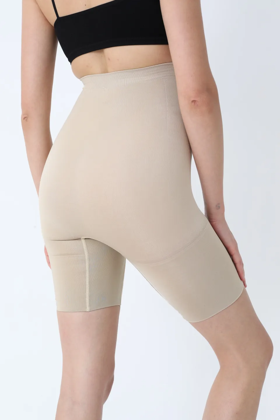 Pantaloni modelatori scurți cu talie înaltă – bej - 2