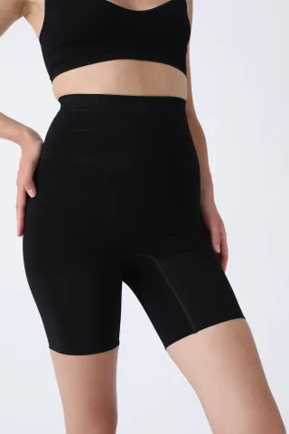 Pantaloni modelatori scurți cu talie înaltă – negru