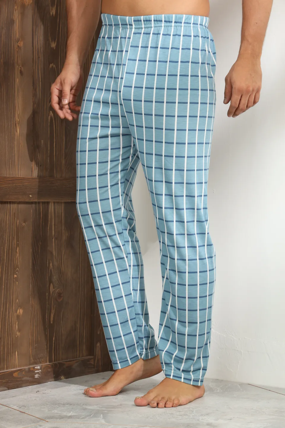 Pantaloni pijama bărbați albastru deschis în carouri, croială lejeră-big size - 2