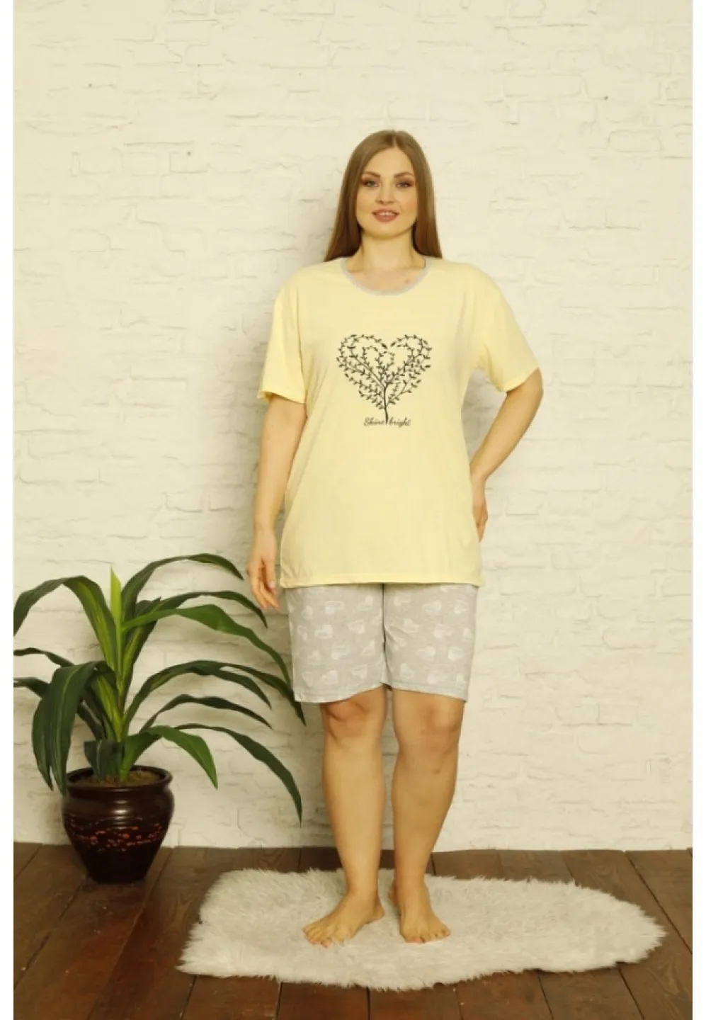 Pijama dama din bumbac, imprimeu ,,Shine Bright'', maneca scurta si pantaloni scurti, galben - 1