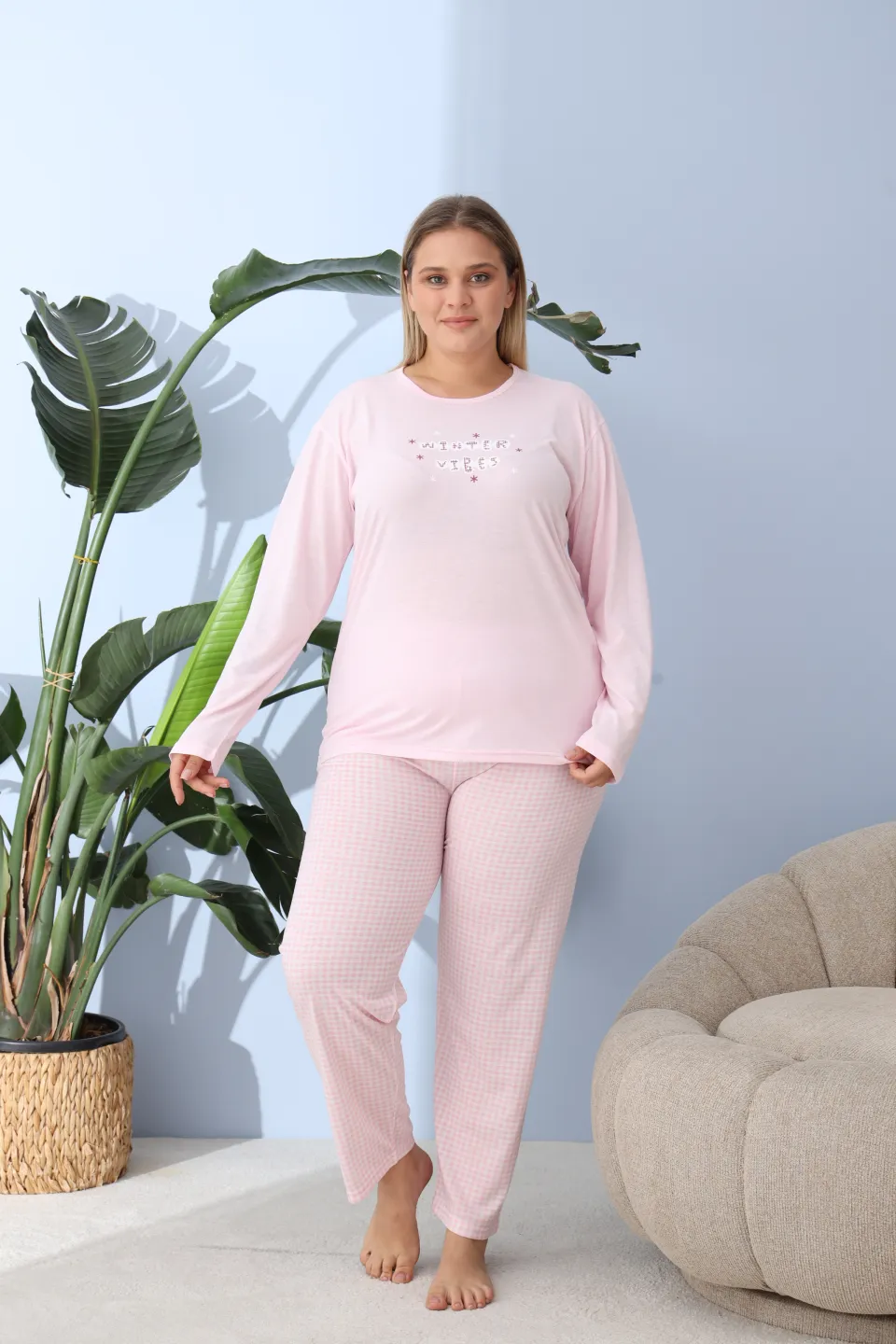 Pijama damă big size roz deschis, imprimeu Winter Vibes, 100% bumbac - 4