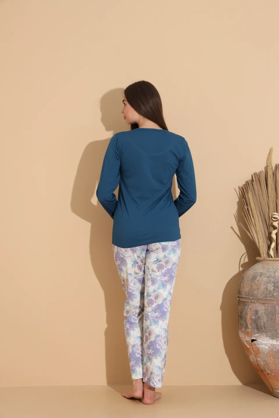 Pijama damă bleumarin, bluză „Love” și pantaloni cu imprimeu floral – 100% bumbac - 3