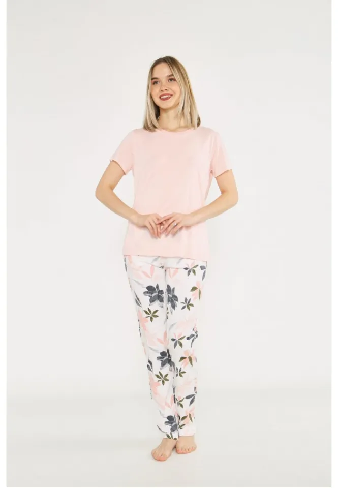 Pijama damă,  bluză cu mânecă scurtă și decolteu rotund, pantaloni lungi cu imprimeu floral, culoare crem