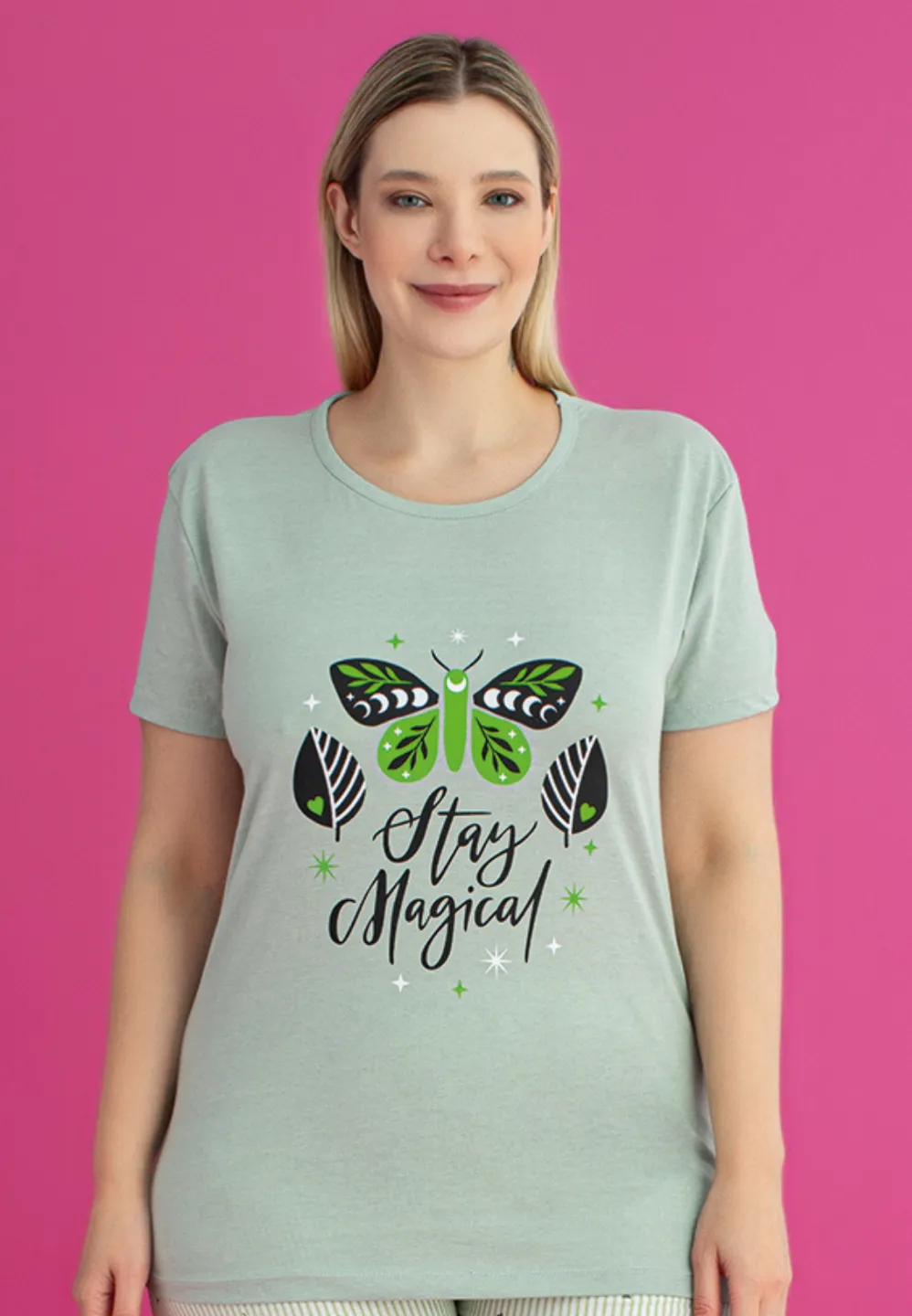 Pijama damă bumbac mărime mare – Set 2 piese: tricou + pantaloni 3/4 imprimeu stay magical - 3