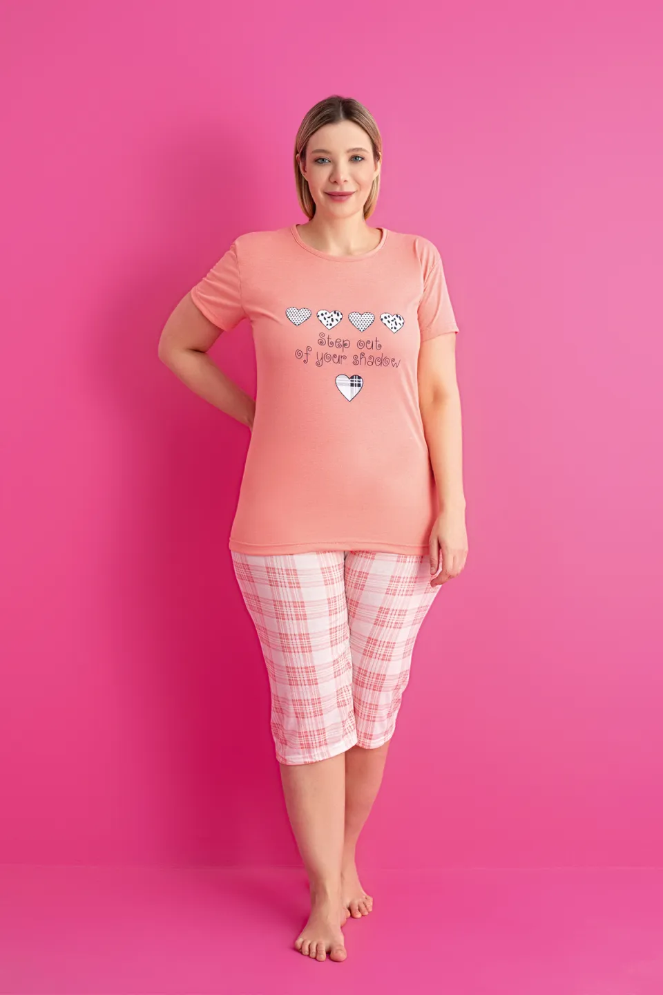 Pijama damă bumbac mărime mare – Set 2 piese: tricou + pantaloni 3/4 imprimeu step out of your shadow - 1