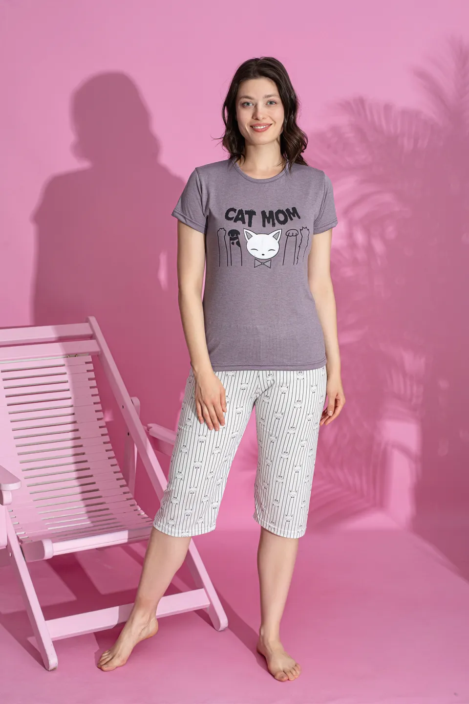 Pijama damă bumbac – tricou și pantaloni 3/4, imprimeu CAT MOM - 1