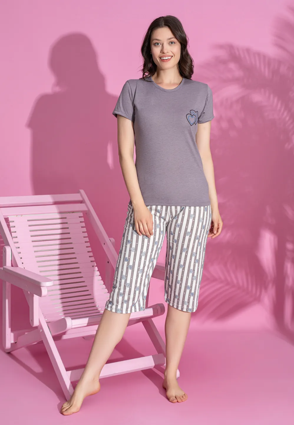 Pijama damă bumbac – tricou și pantaloni 3/4, imprimeu INIMI - 1