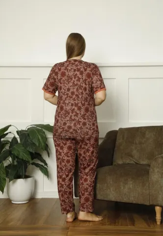 Pijamale damă Big Size, mânecă scurtă, pantaloni lungi, culoare cărămiziu, imprimeu floral hover