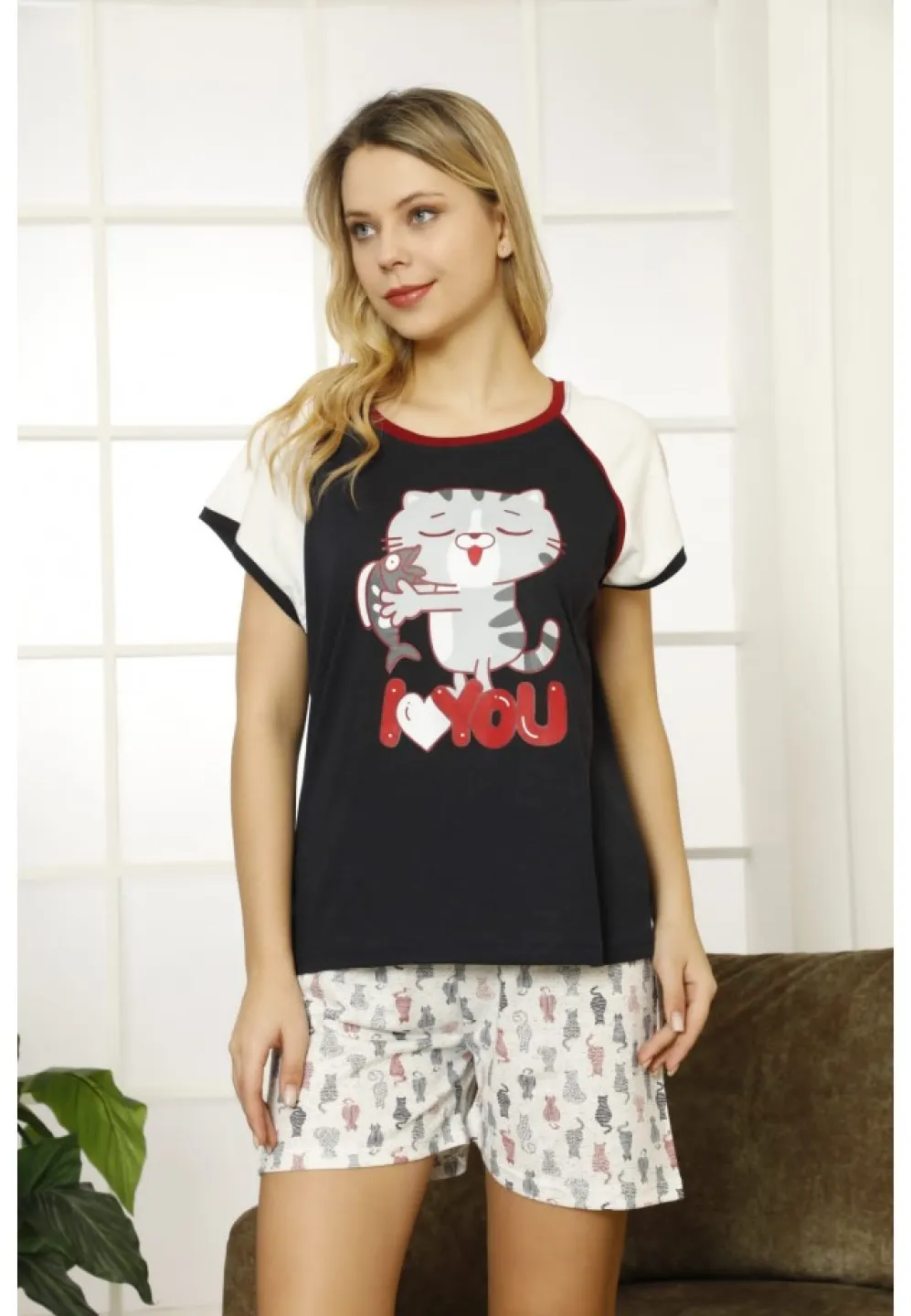 Pijama dama din bumbac cu imprimeu ,,I LOVE YOU", maneca scurta si pantaloni scurti, negru - 1