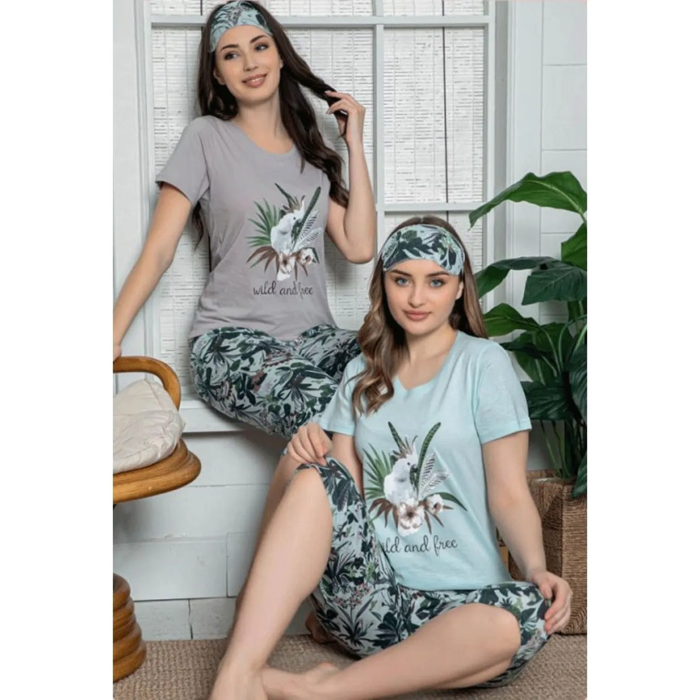 Pijama dama din bumbac, tricou cu imprimeu "Wild and Free" si pantaloni 3/4, masca de dormit asortata, gri inchis - 1