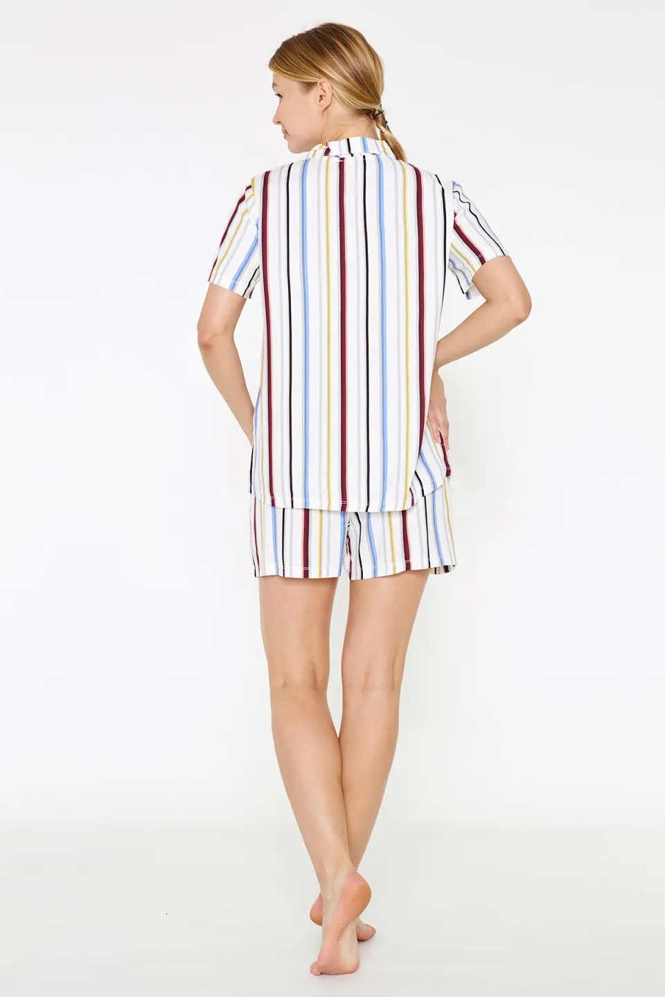 Pijama Dama din Viscoză – Bluza cu Mâneci Scurte și Pantaloni Scurți cu Elastic în Talie, Dungi - 3