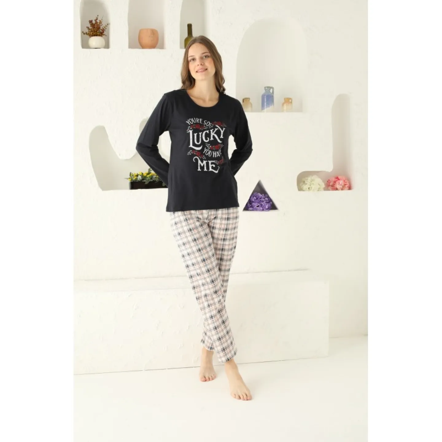 Pijama damă Big Size, mânecă lungă și pantaloni lungi, imprimeu cu Lucky, negru - 1