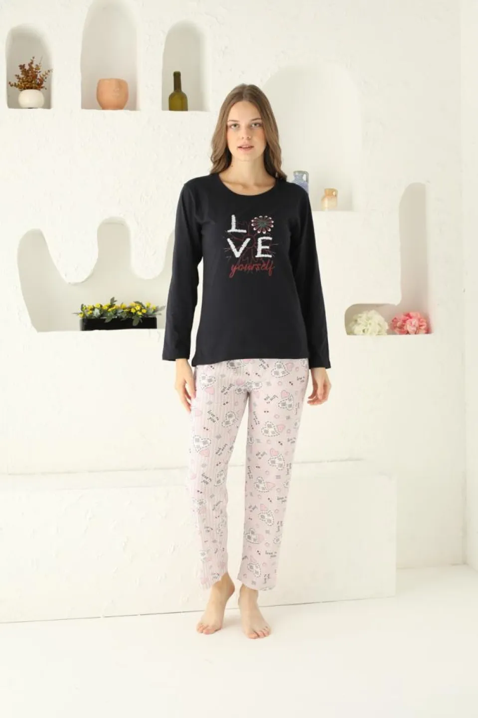 Pijama damă, mânecă lungă și pantaloni lungi, imprimeu Love Yourself, negru - 1