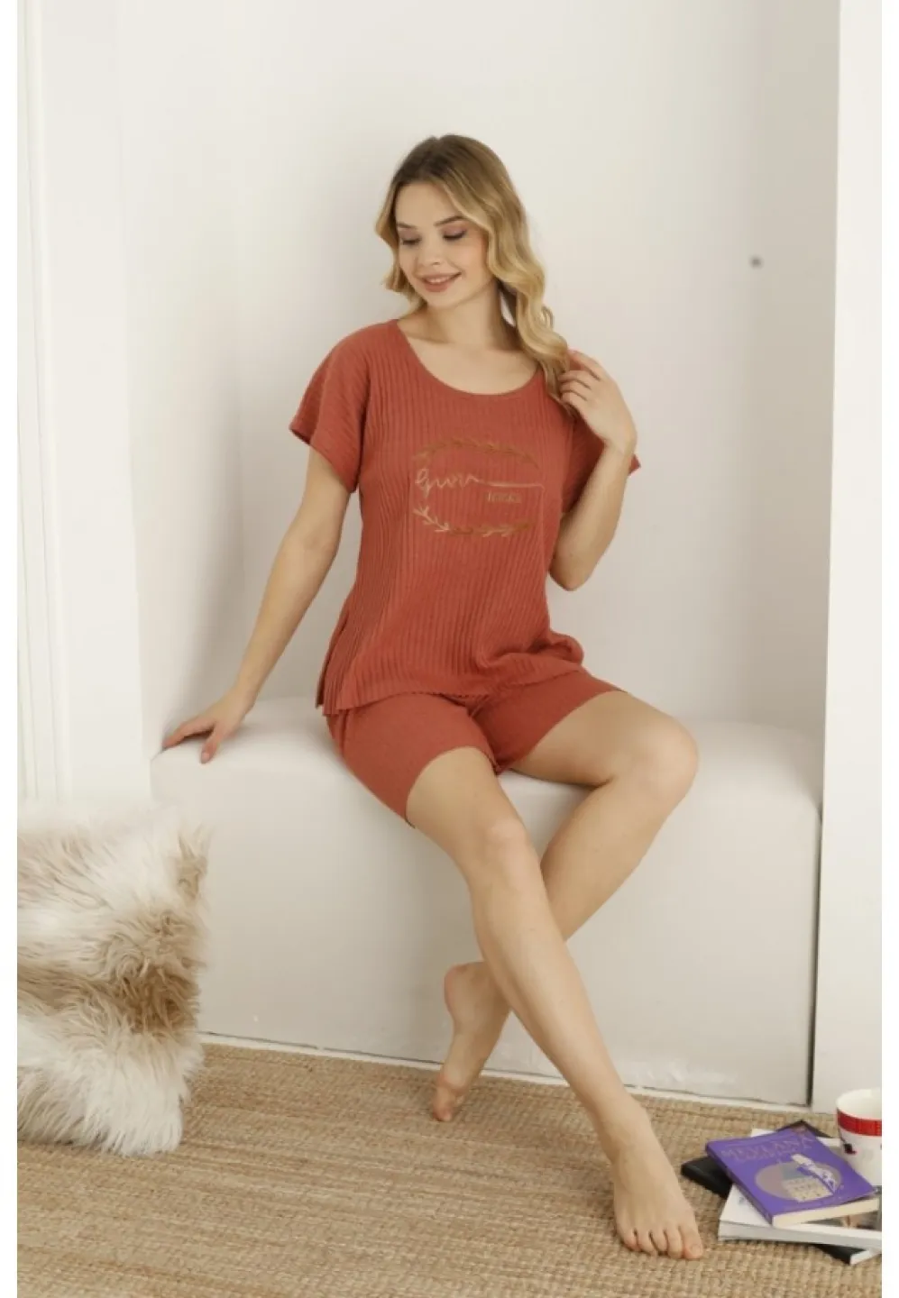 Pijama damă, maneca scurta si pantaloni scurti, culoare maro, imprimeu ,,Thanks'' - 2