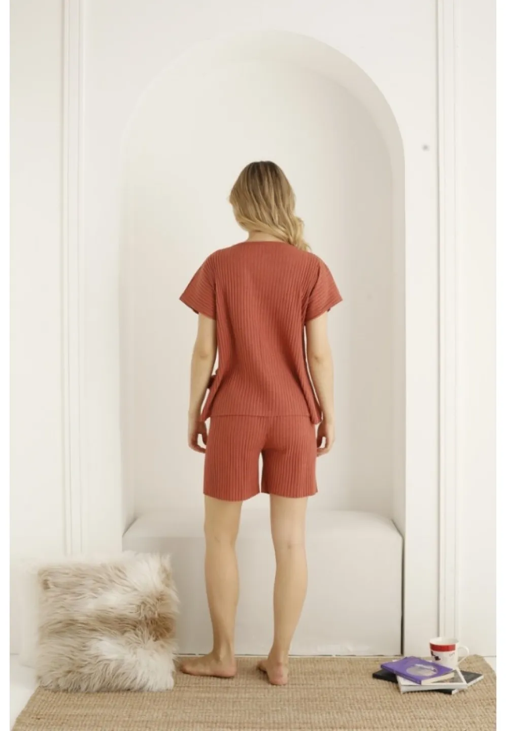 Pijama damă, maneca scurta si pantaloni scurti, culoare maro, imprimeu ,,Thanks'' - 3