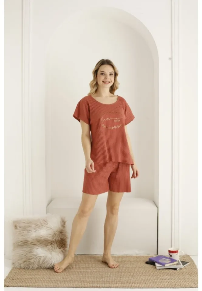 Pijama damă, maneca scurta si pantaloni scurti, culoare maro, imprimeu ,,Thanks''