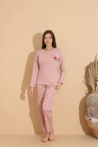 Pijama damă roz pal cu imprimeu cireșe și freedom cu pantaloni lungi cu cirese – 100% bumbac