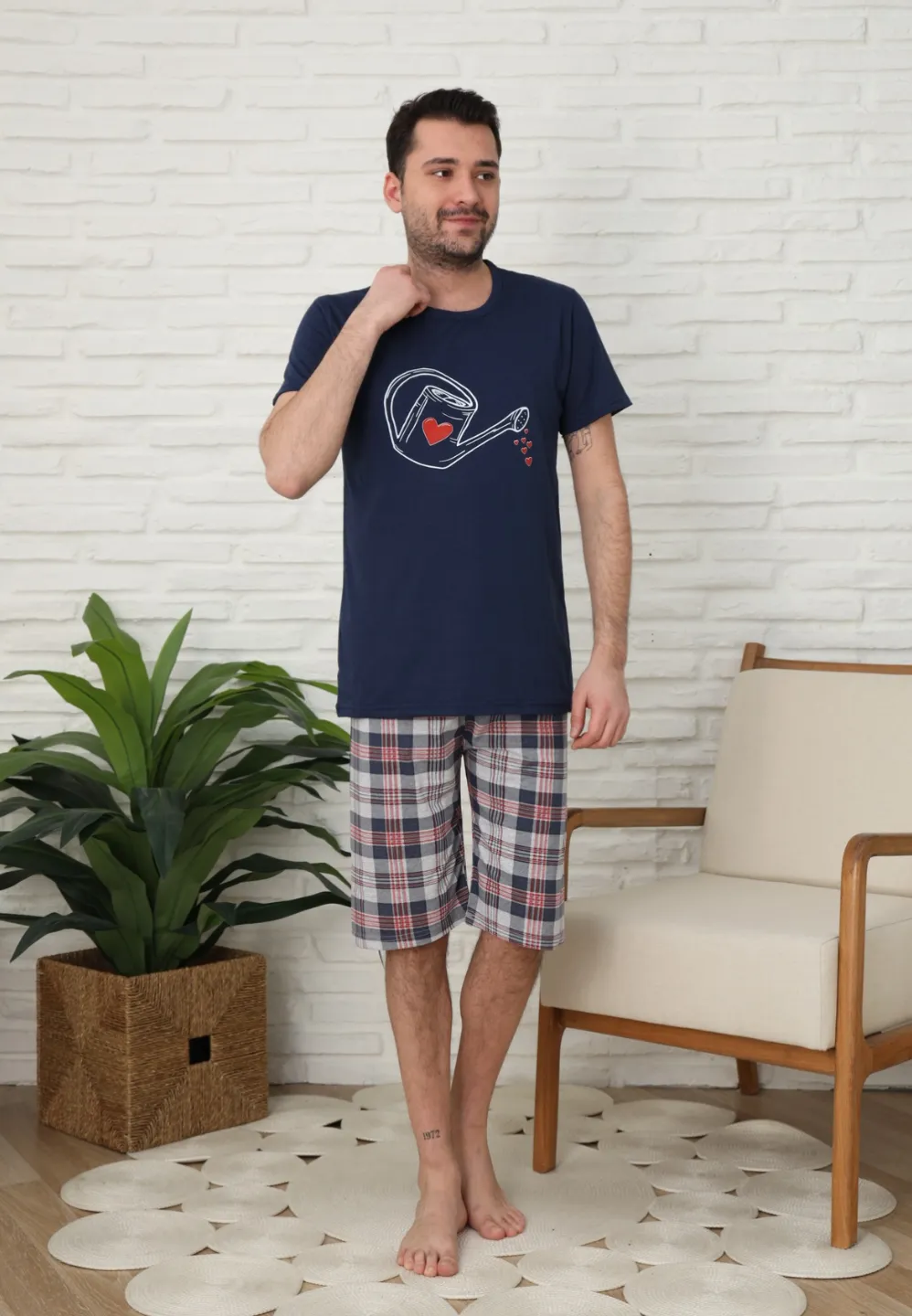 Pijama familie-bărbați, bumbac, mânecă scurtă și pantaloni 3/4 , culoare bleumarin, imprimeu stropitoare - 3