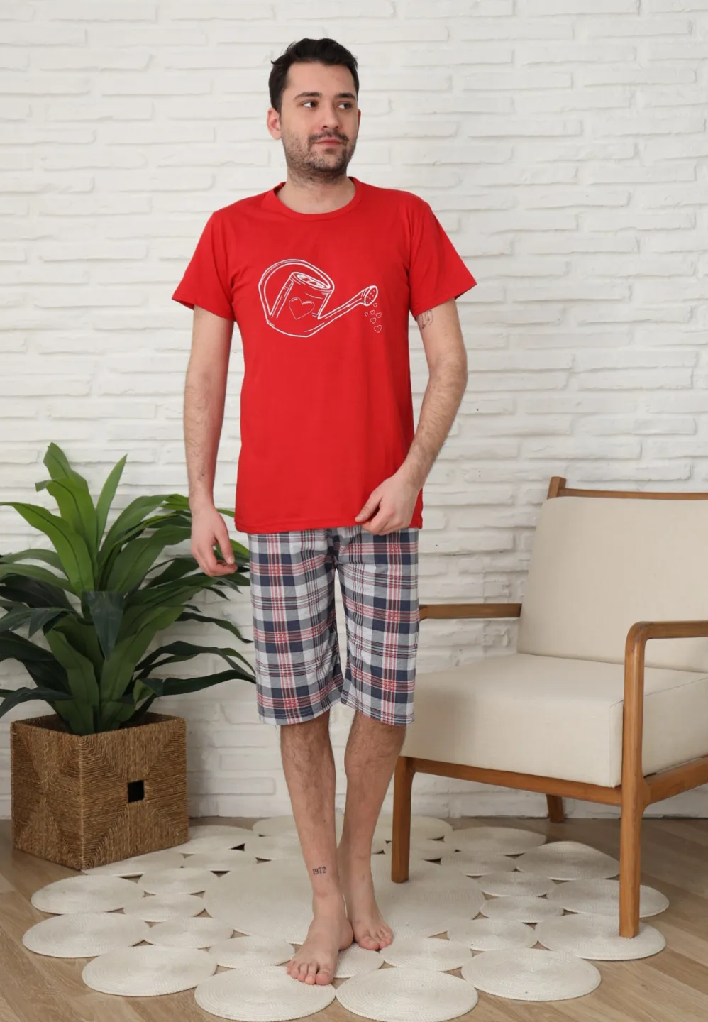 Pijama familie-bărbați, bumbac, mânecă scurtă și pantaloni 3/4 , culoare rosu - 2