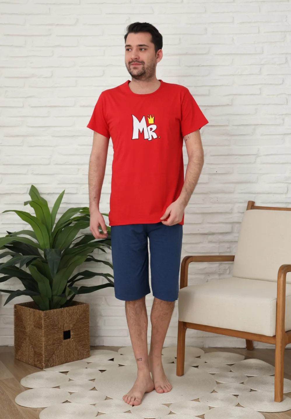 Pijama familie-bărbați, bumbac, mânecă scurtă și pantaloni 3/4 , culoare rosu - 2