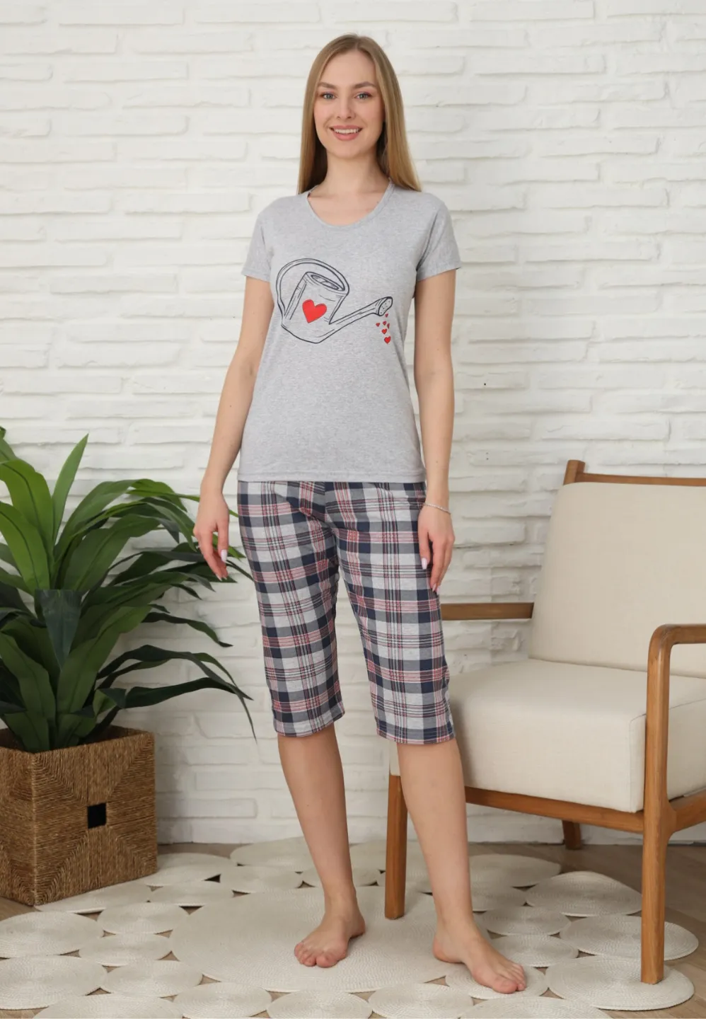 Pijama familie-damă, bumbac, mânecă scurtă și pantaloni 3/4, culoare gri, imprimeu stropitoare - 3