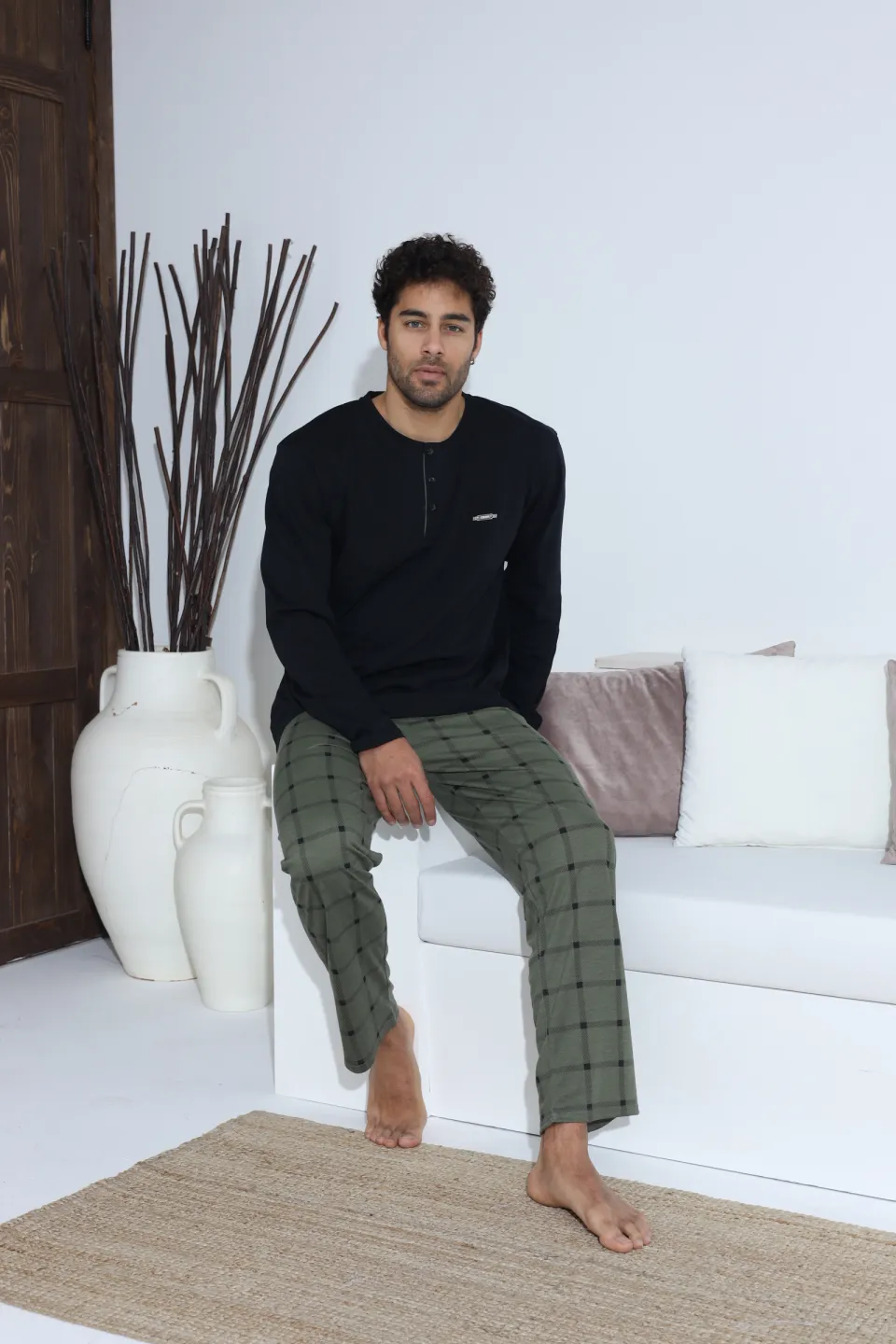 Pijamale bărbați verde inchis – bluză cu nasturi și detaliu metalic, pantaloni lungi în carouri, 100% bumbac - 1