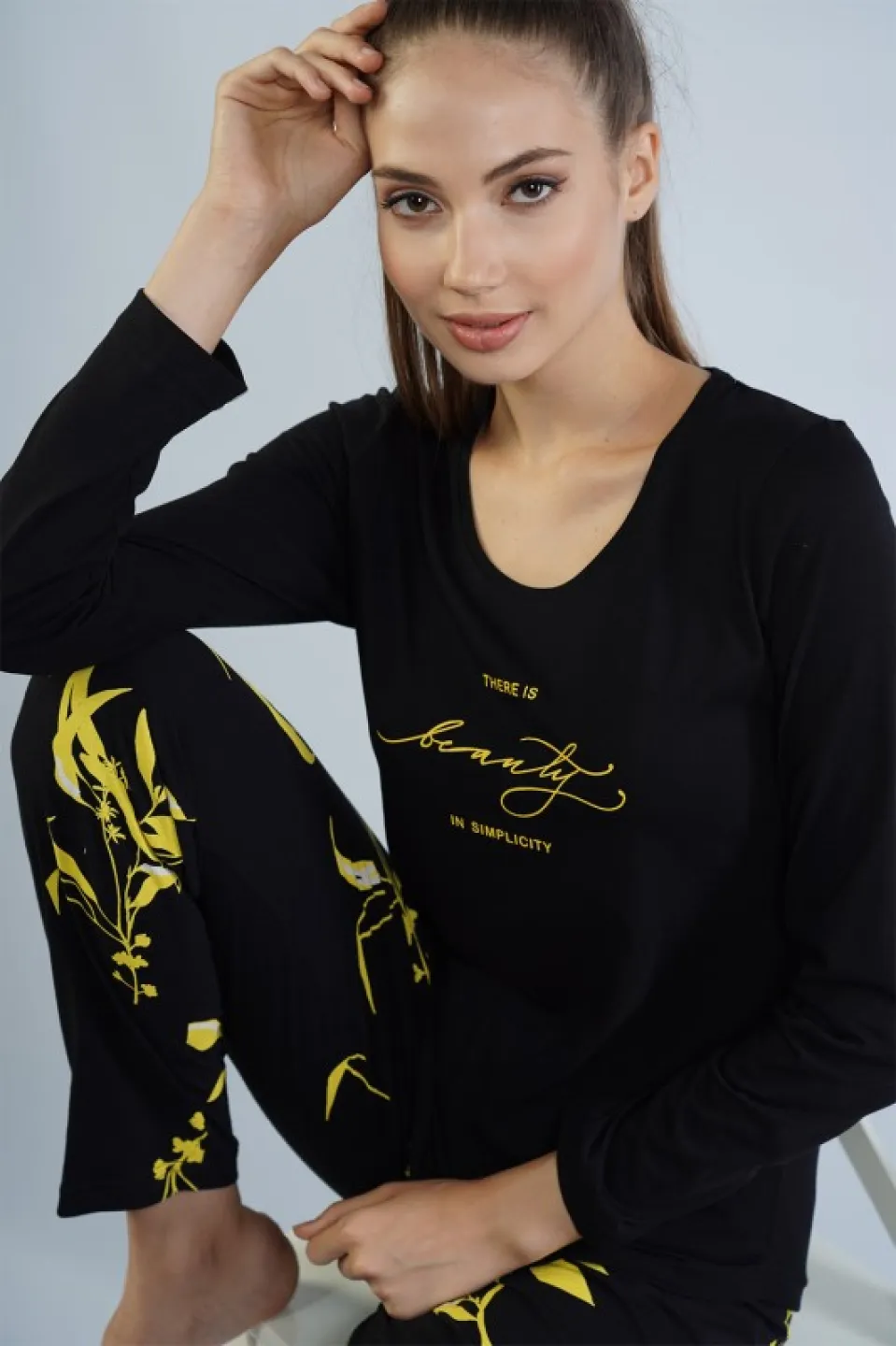 Pijamale damă cu mânecă lungă și pantaloni lungi, imprimeu floral, negru - 1