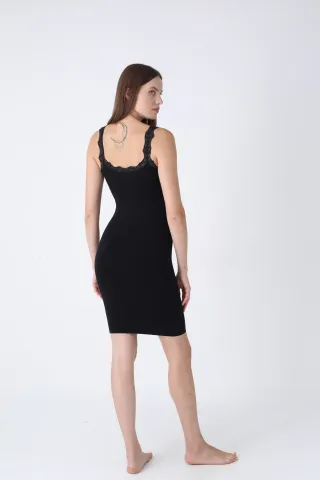 Rochie damă neagră cu dantelă – fără cusături hover