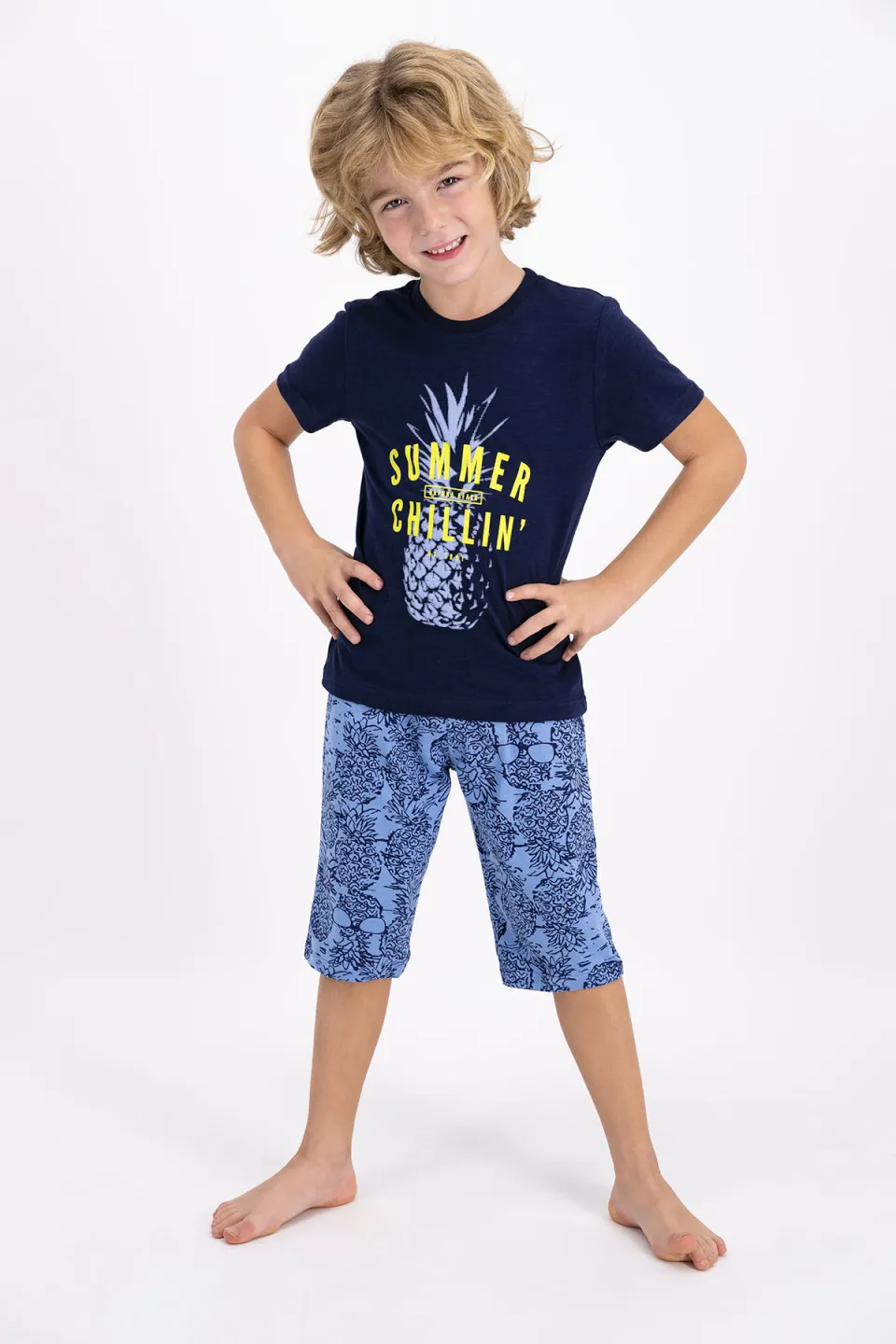 Pijama copii cu tricou și pantaloni trei sferturi, imprimeu ananas, culoare bleumarin - 1